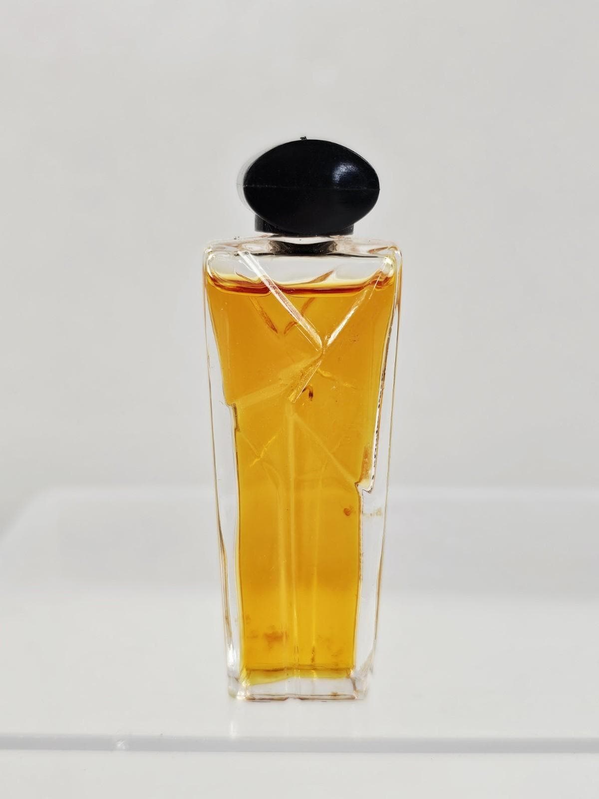Fragrantica image 2