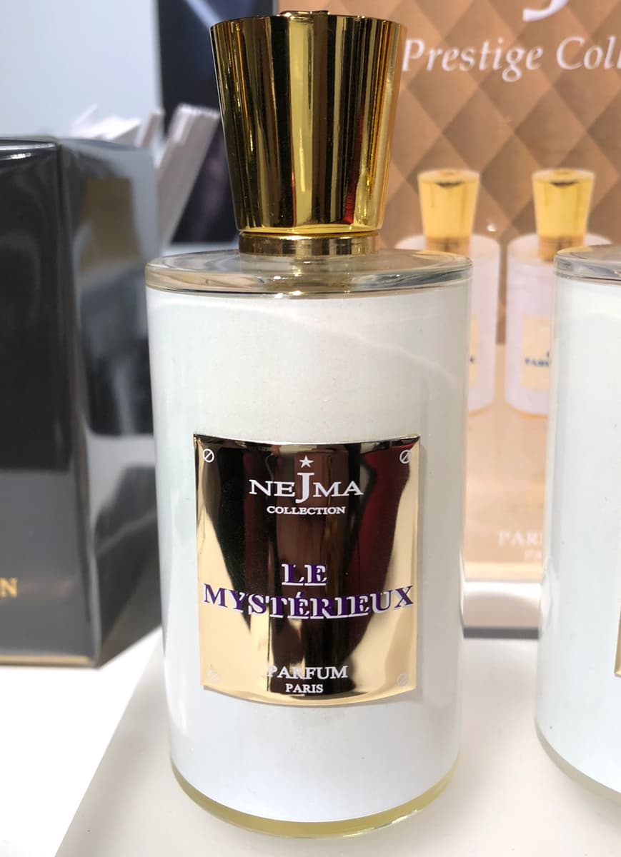 Fragrantica image 2